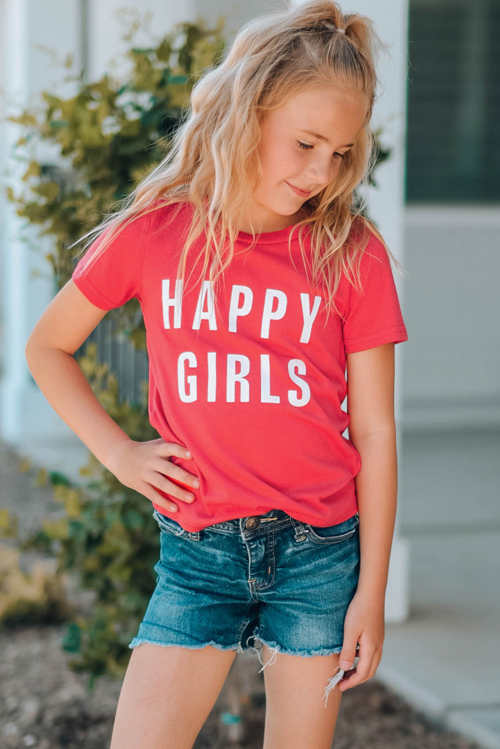 Happy Girls Graphic T-Shirt