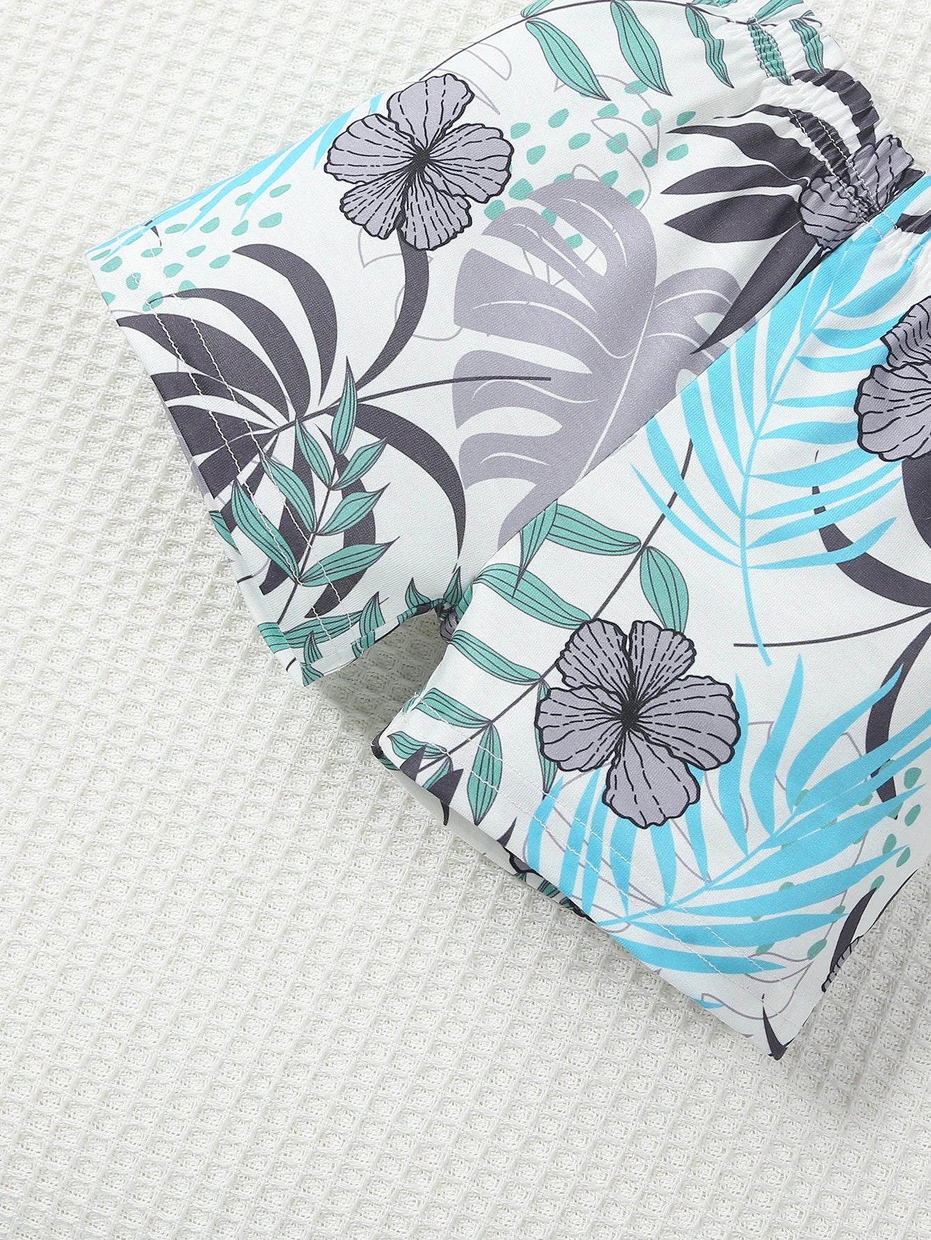 Tank & Printed beach shorts set