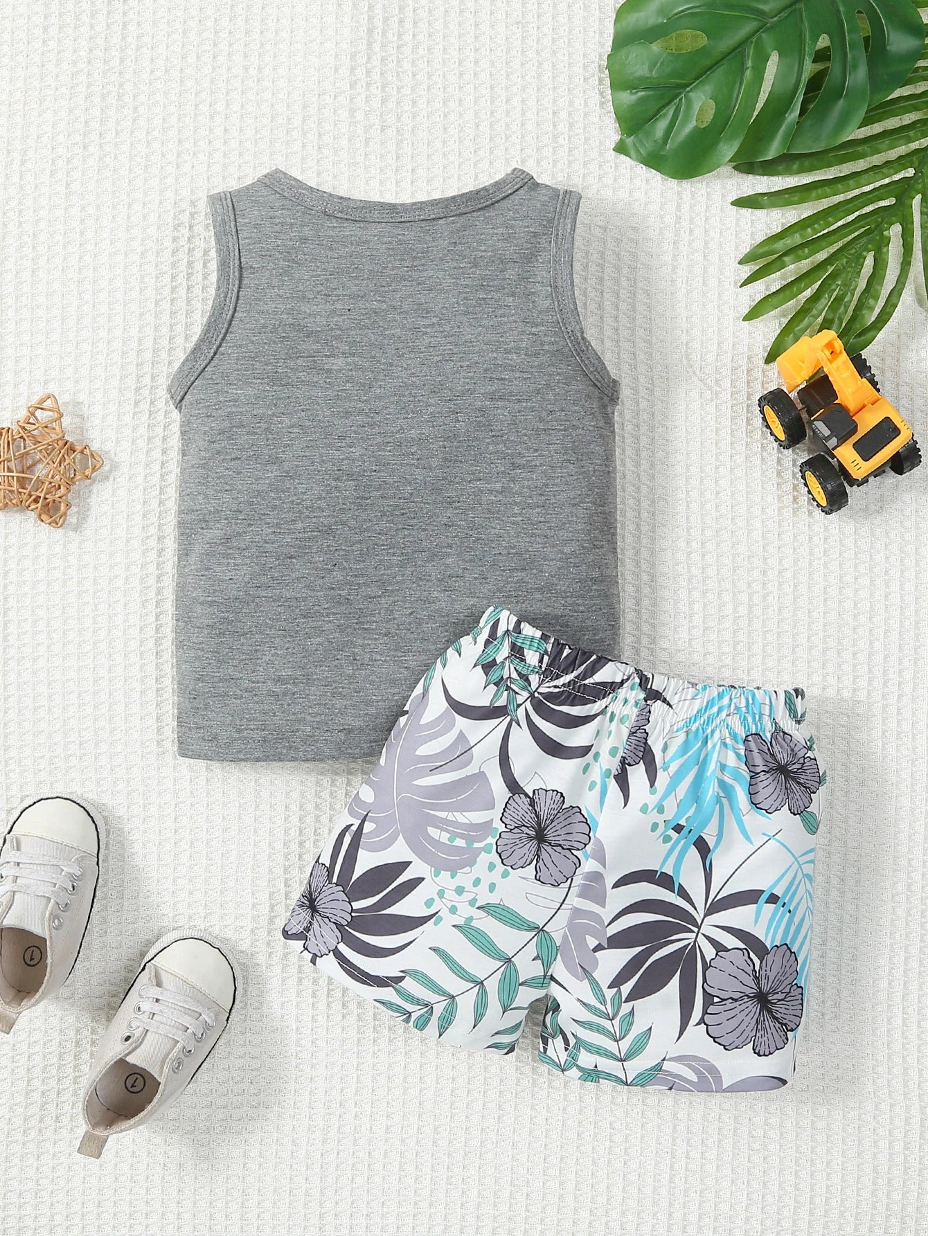 Tank & Printed beach shorts set